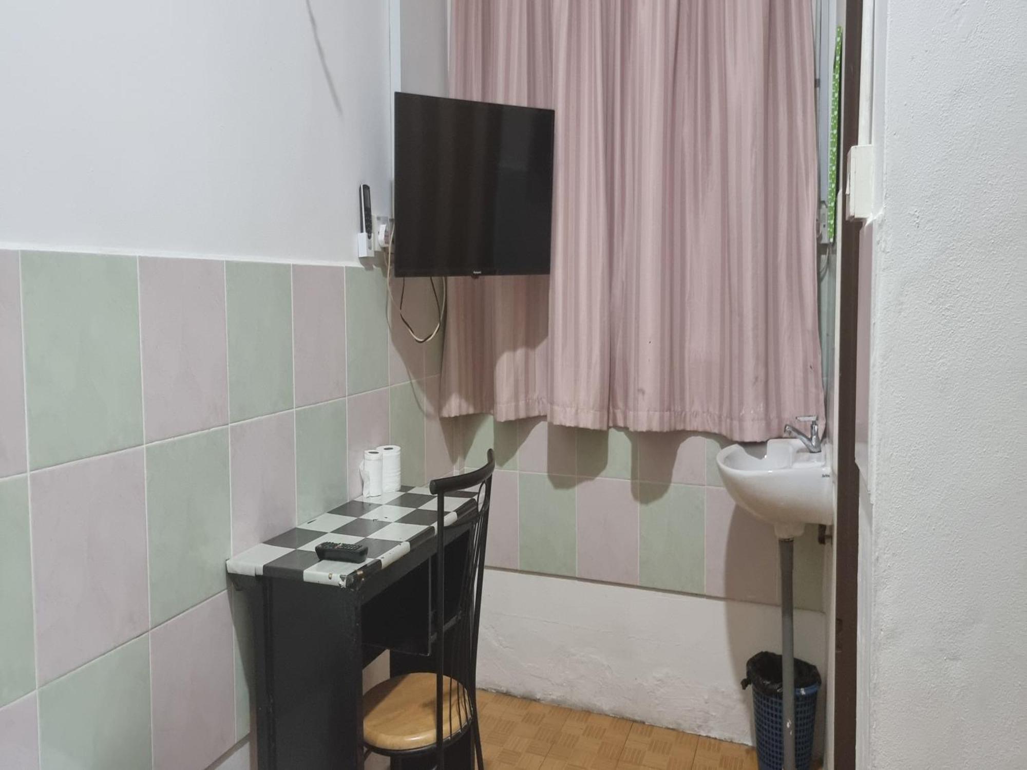 Oyo 90972 Jj Homestay Miri Luaran gambar