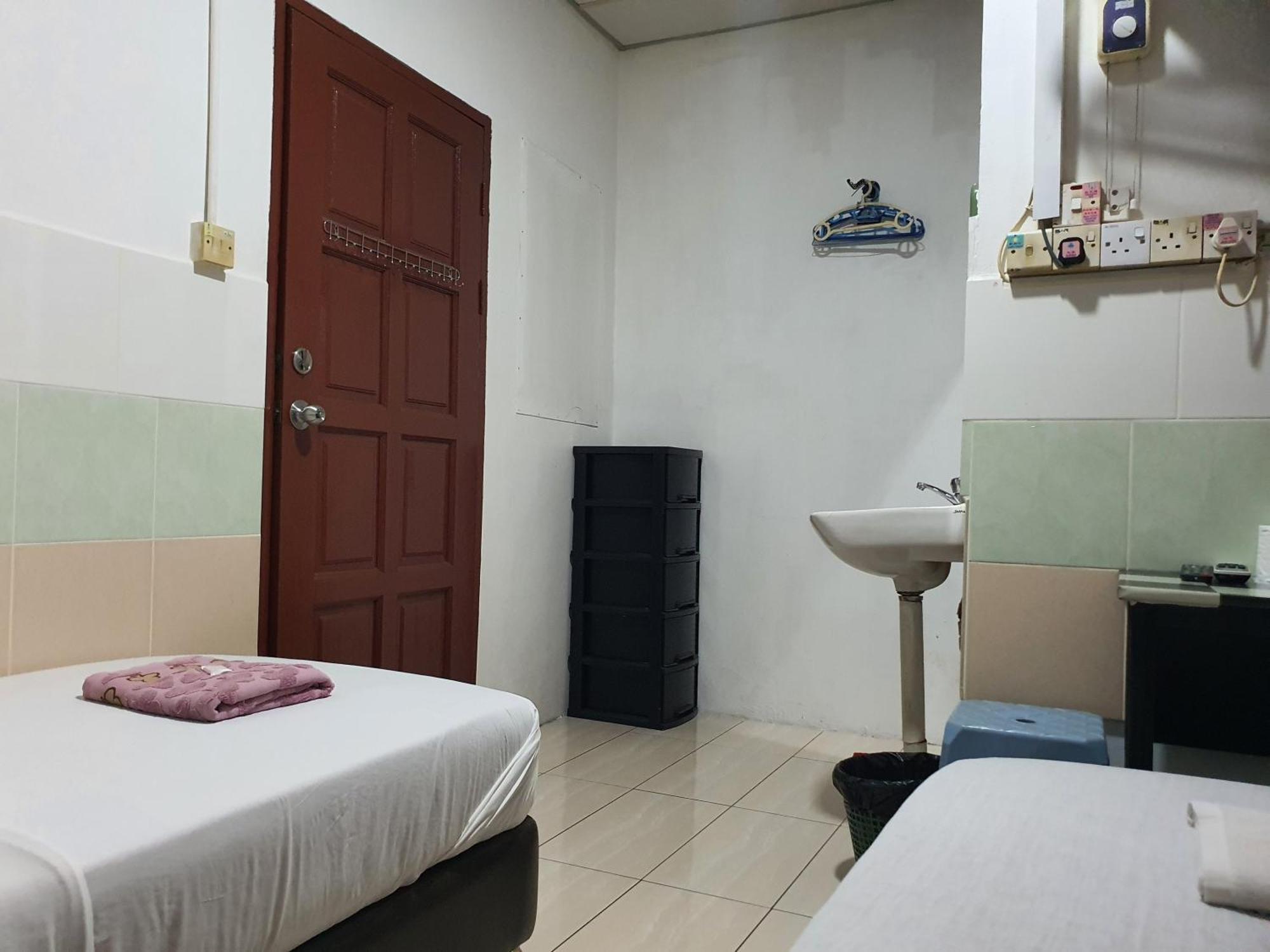 Oyo 90972 Jj Homestay Miri Luaran gambar