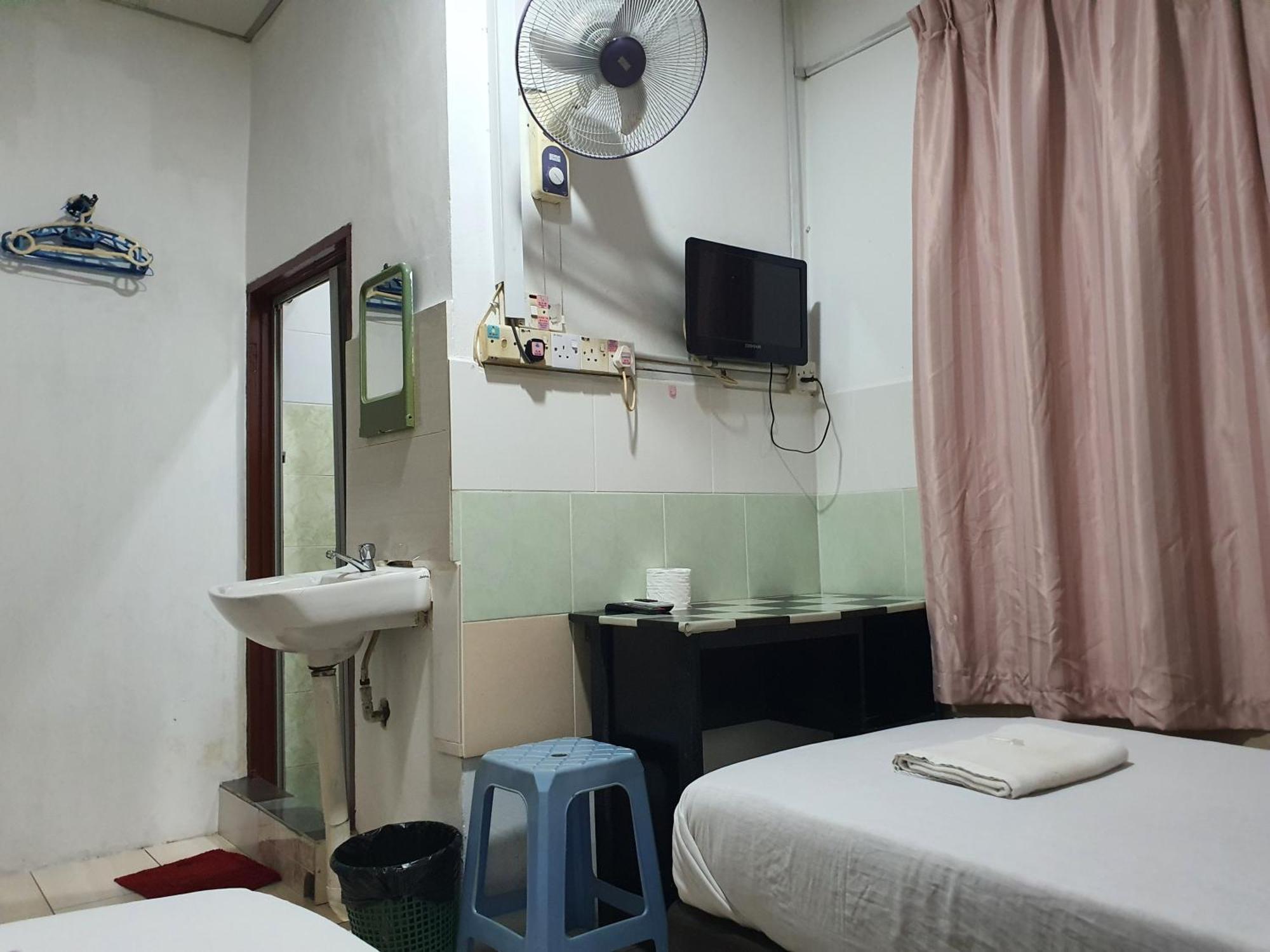 Oyo 90972 Jj Homestay Miri Luaran gambar