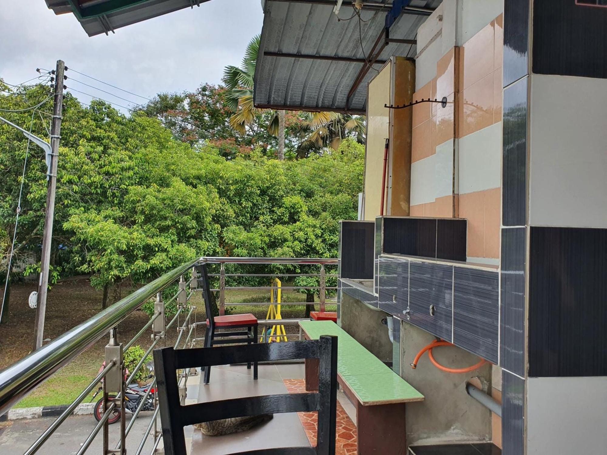 Oyo 90972 Jj Homestay Miri Luaran gambar